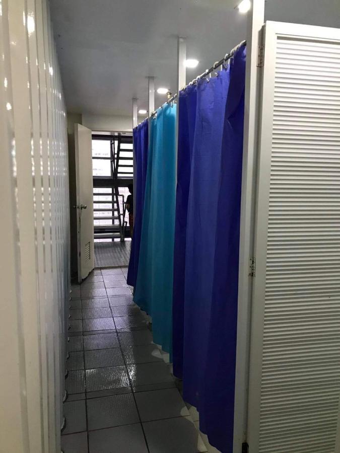 Burgos Hub Hostel Пасай Экстерьер фото