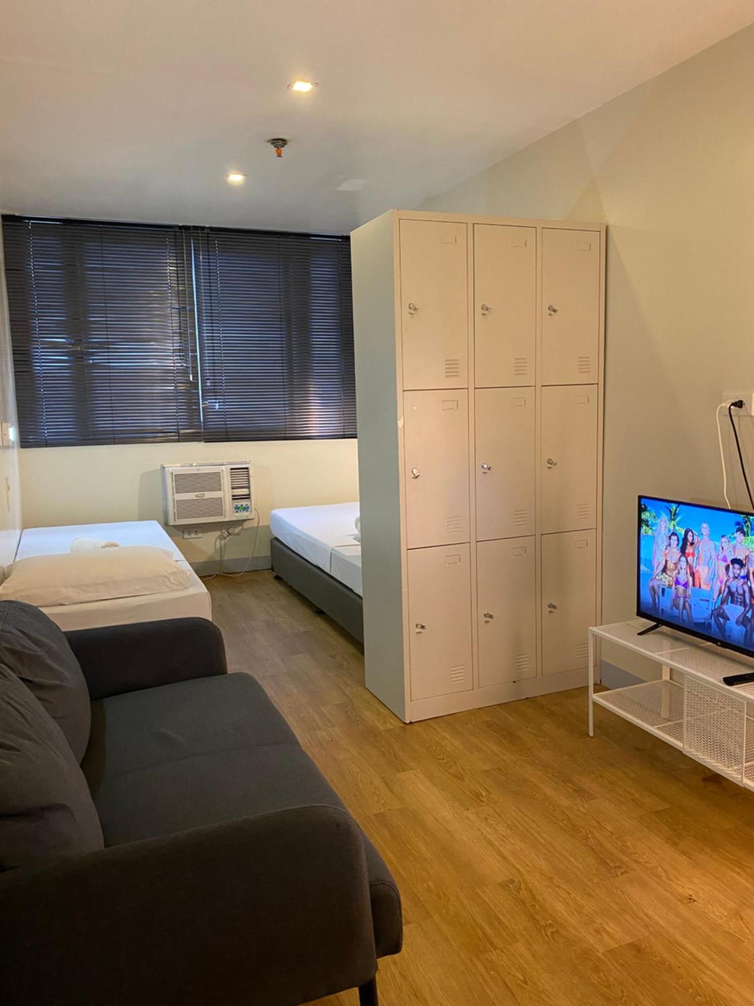 Burgos Hub Hostel Пасай Экстерьер фото