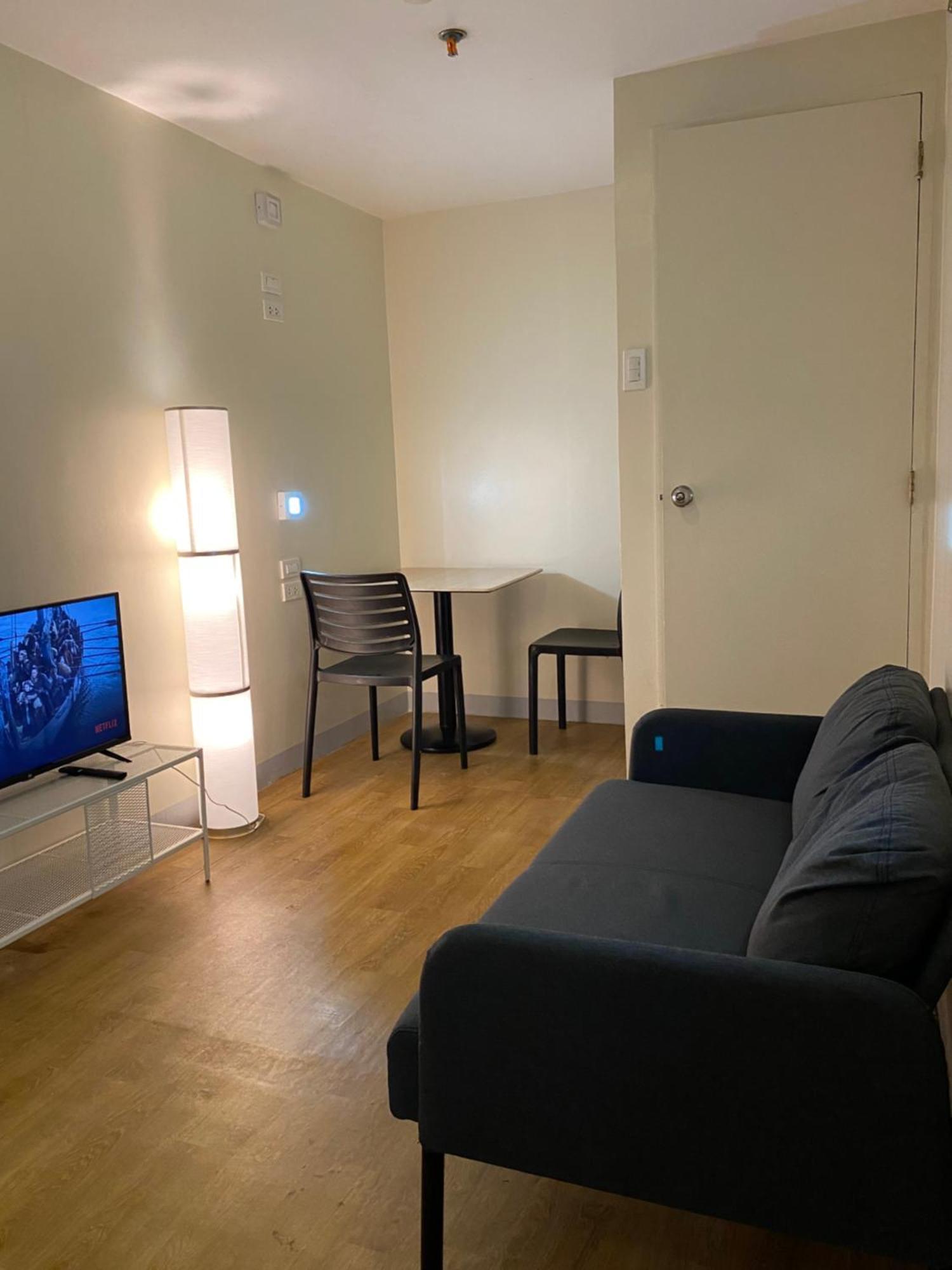 Burgos Hub Hostel Пасай Экстерьер фото